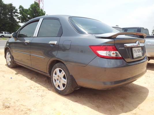 ขาย honda city 2004 at ครับ ขาย honda city 2004 at ครับ