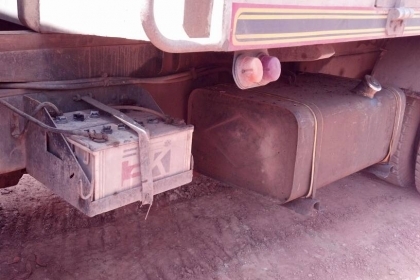 ขาย Hino สองเพลาดั้มพ์ เครื่อง HO6C turbo 210 แรง คัซซี KT920 เพลา ZM10 น๊อต เกียร์ ho8.2 มีสโล โทร 088-4501277