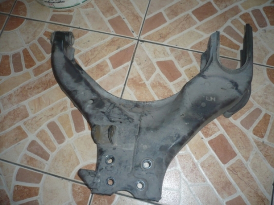 ปีกนกล่าง isuzu d-max 4wd ปีกนกล่าง isuzu d-max 4wd