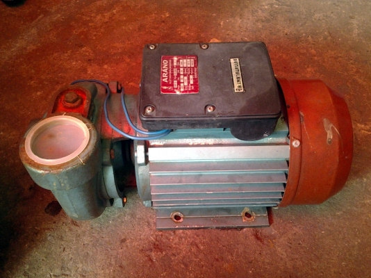 ขาย !!  ปั้มหอยโข่ง 2hp.  220v.  2นิ้ว