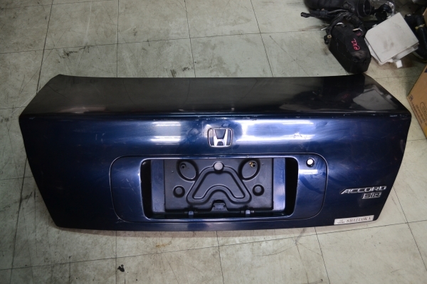 ขายฝากระโปรงท้าย HONDA ACCORD 94