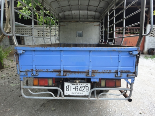 ขาย ISUZU 6 ล้อช่วงสั้น NKR 66E เครื่อง 120 รถจดทะเบียนปี53 สภาพสวยพร้อมใช้