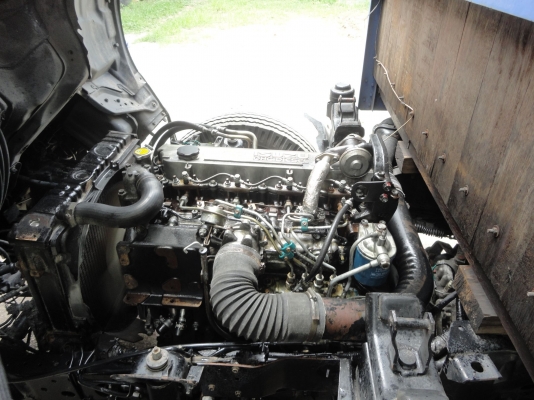 ขาย ISUZU 6 ล้อช่วงสั้น NKR 66E เครื่อง 120 รถจดทะเบียนปี53 สภาพสวยพร้อมใช้