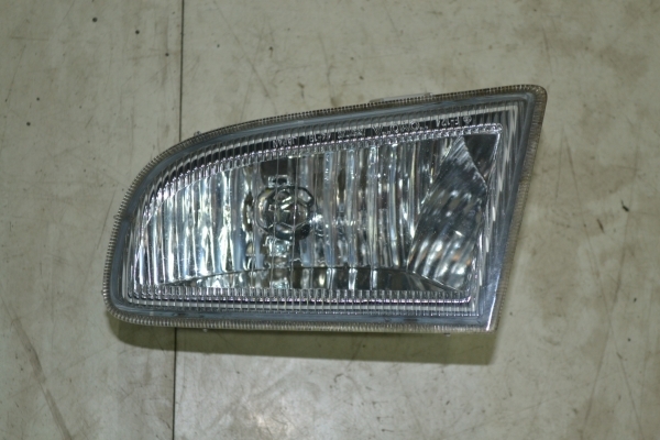 ขายสปอตไลท์ TOYOTA ESTIMA