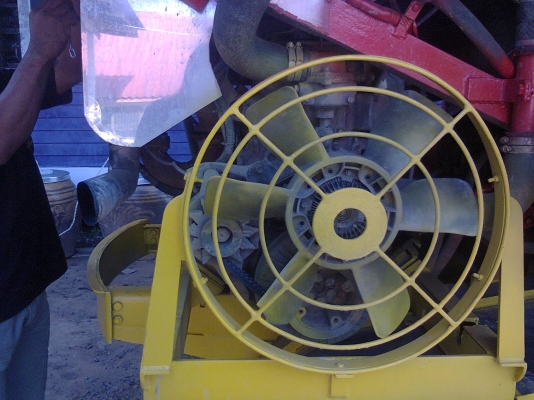 ขายรถเกี่ยวข้าว