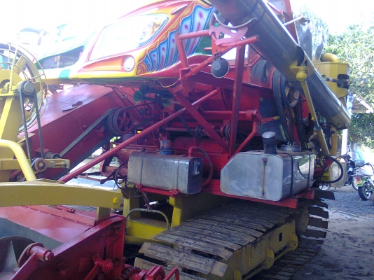 ขายรถเกี่ยวข้าว