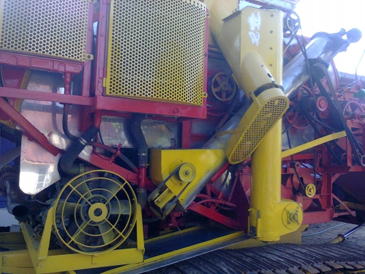 ขายรถเกี่ยวข้าว