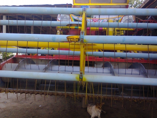 ขายรถเกี่ยวข้าว