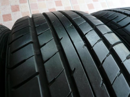 ขายยาง DUNLOP SP230 185-55-15 งามๆ (1ชุด)