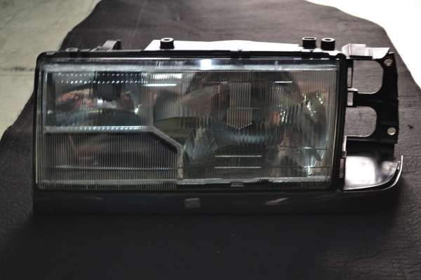 ขายไฟหน้า Volvo (วอนโว่) 960