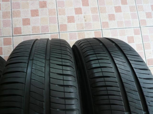 ขายยาง MICHELIN XM2 185-60-15 ปี11+12  (1ชุด)