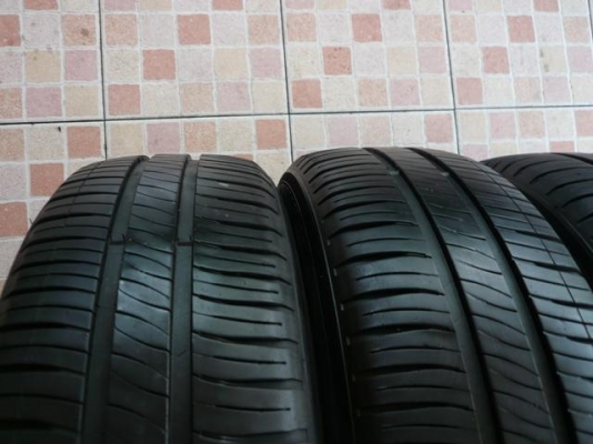 ขายยาง MICHELIN XM2 185-60-15 ปี11+12  (1ชุด)