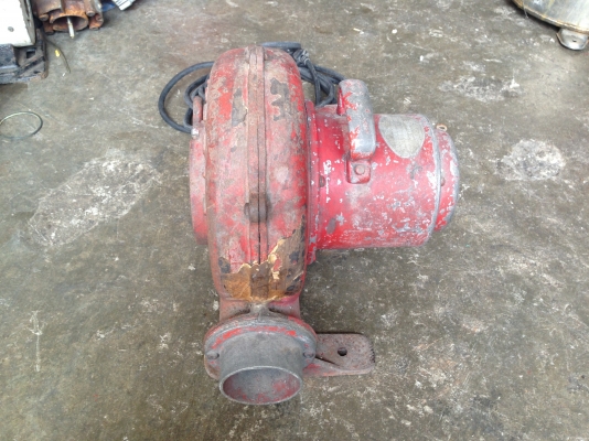 ขายโบว์เวอร์เป่าเตา ของญี่ปุ่นรุ่นเก่า ขนาด 3 นิ้ว 220 V ไฟบ้าน สภาพดี ลมแรง พร้อมใช้งาน ขายโบว์เวอร์เป่าเตา ของญี่ปุ่นรุ่นเก่า ขนาด 3 นิ้ว 220 V ไฟบ้าน สภาพดี ลมแรง พร้อมใช้งาน