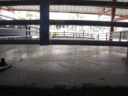 รถสองแถวแบบอันดามัน ยี่ห้อ DATSUN