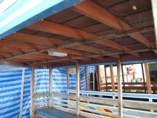 รถสองแถวแบบอันดามัน ยี่ห้อ DATSUN