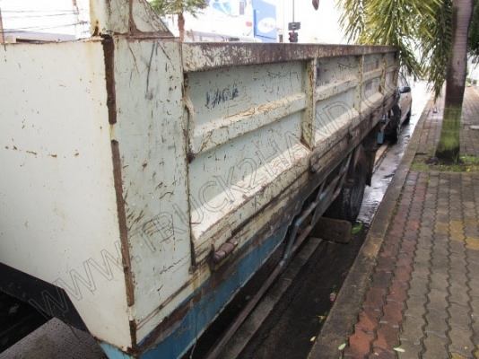 รถบรรทุก 6 ล้อ ติดเครน ยี่ห้อ HINO ติดเครน 3 ตัน  180 แรงม้า