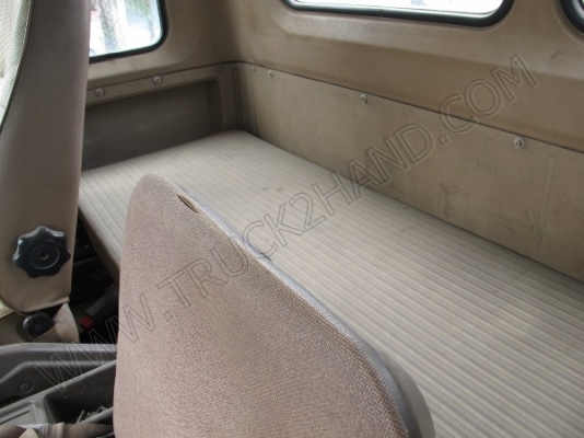 รถบรรทุก 6 ล้อ ติดเครน ยี่ห้อ HINO ติดเครน 3 ตัน  180 แรงม้า