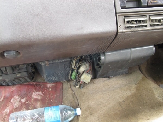 รถบรรทุก 6 ล้อ ติดเครน ยี่ห้อ HINO ติดเครน 3 ตัน  180 แรงม้า