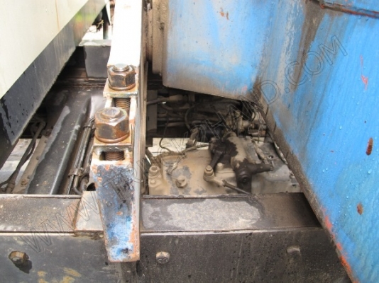 รถบรรทุก 6 ล้อ ติดเครน ยี่ห้อ HINO ติดเครน 3 ตัน  180 แรงม้า