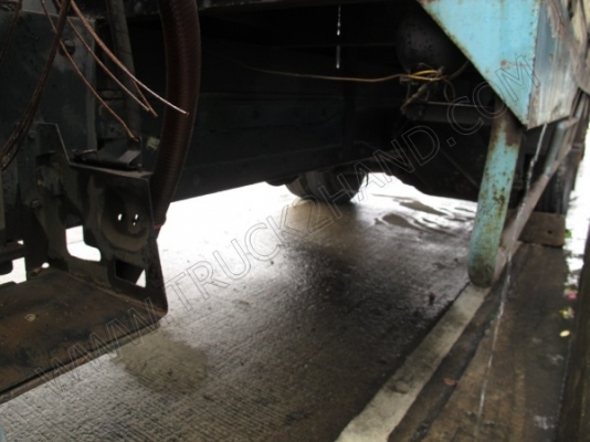 รถบรรทุก 6 ล้อ ติดเครน ยี่ห้อ HINO ติดเครน 3 ตัน  180 แรงม้า