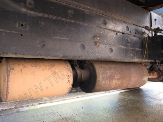 รถบรรทุก 6 ล้อ ติดเครน ยี่ห้อ HINO ติดเครน 3 ตัน  180 แรงม้า