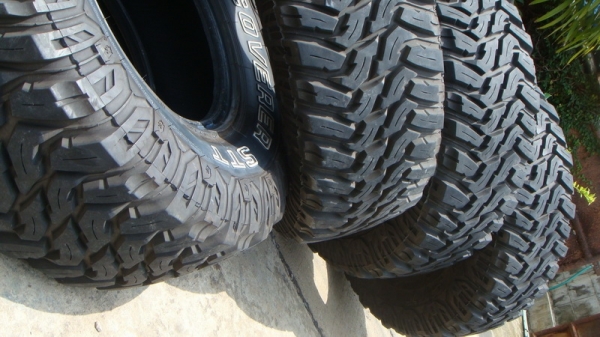 ขายยางMud Cooper Discoverer STT 285 75 r16 ปี12 ขายยางMud Cooper Discoverer STT 285 75 r16 ปี12