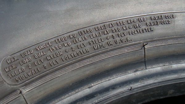 ขายยางMud Cooper Discoverer STT 285 75 r16 ปี12 ขายยางMud Cooper Discoverer STT 285 75 r16 ปี12