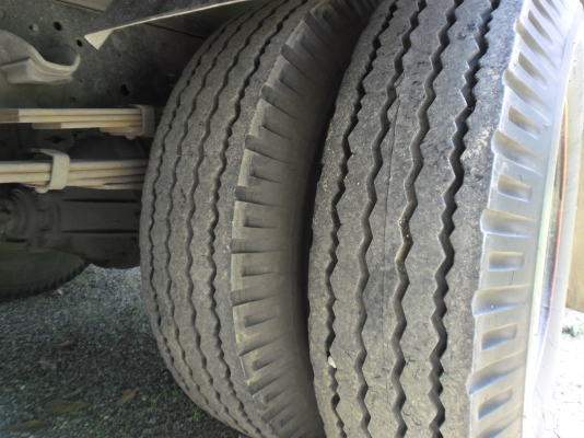 ขาย 6 ล้อ NPR 130 เทอร์โบ 5 เมตร ปี 47 สวยๆ ออกห้าง ขาย 6 ล้อ NPR 130 เทอร์โบ 5 เมตร ปี 47 สวยๆ ออกห้าง