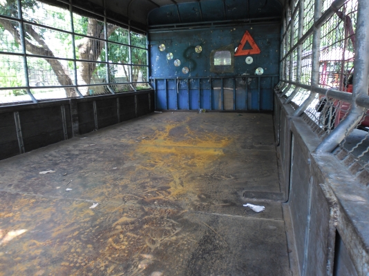 ขาย 6 ล้อ NPR 130 เทอร์โบ 5 เมตร ปี 47 สวยๆ ออกห้าง ขาย 6 ล้อ NPR 130 เทอร์โบ 5 เมตร ปี 47 สวยๆ ออกห้าง