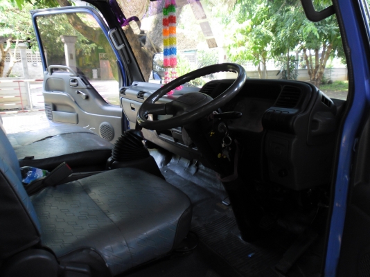 ขาย 6 ล้อ NPR 130 เทอร์โบ 5 เมตร ปี 47 สวยๆ ออกห้าง ขาย 6 ล้อ NPR 130 เทอร์โบ 5 เมตร ปี 47 สวยๆ ออกห้าง