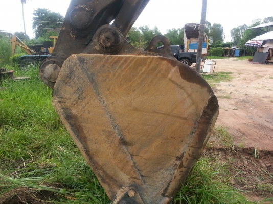 ขายอะใหล่ด่วน KOMATSU PC200-5 ทั้งคัน