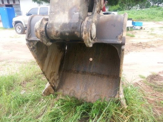 ขายอะใหล่ด่วน KOMATSU PC200-5 ทั้งคัน