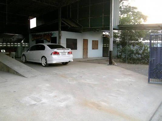 อู่ทำสีรถยนต์ พร้อม อุปกรณ์ ครบ