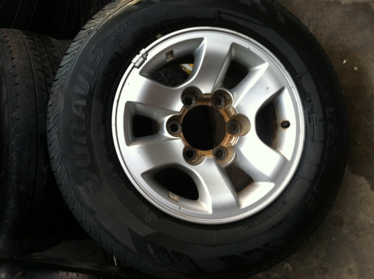 แม็กD4D  5500 พร้อมยางปี10.