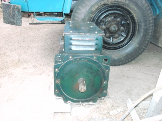 ขาย ไดร์ปั่นไฟ บาส  ของอังกฤษ ไม่มีถ่าน10-12 KVA 65 A