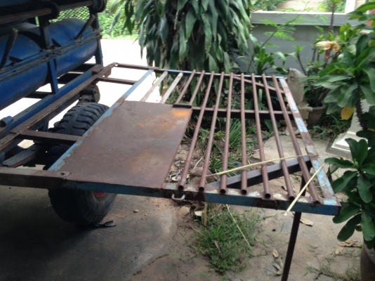 ขายรถนวดข้าว.ตู้เกษตร5ฟุตสเปเชี้ยว 52000 บาท