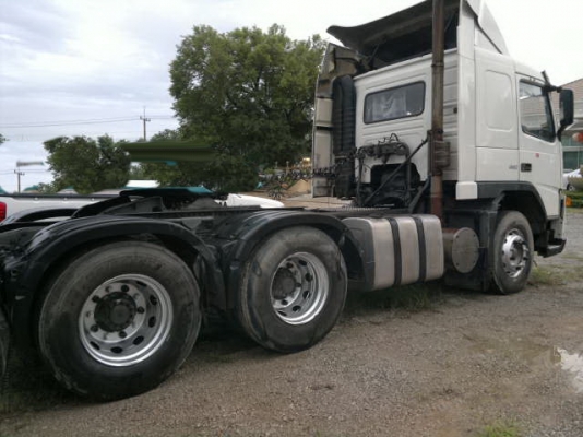 ขายรถหัวลาก 10 ล้อ 2 เพลา VOLVO FM-12 -6X4 เครื่อง.380 แรง ปี.47 รถสวยมากๆ