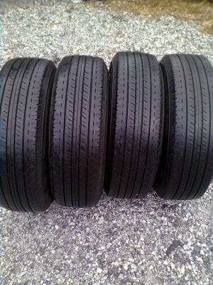 ขายแม็ก ISUZU 6 รู พร้อมยาง บริสโตร์ 215/70R15 ยางสัปดาห์ที่48 ปี12 สวยๆ  1 ชุด