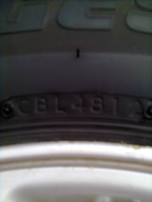 ขายแม็ก ISUZU 6 รู พร้อมยาง บริสโตร์ 215/70R15 ยางสัปดาห์ที่48 ปี12 สวยๆ  1 ชุด