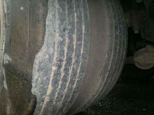 ขายรถหัวลาก 10 ล้อ 2 เพลา พร้อมหางเซมิดั้ม 3 เพลา 9 เมตน สามมิตร ปี.51 NISSAN 454H ปี.53 สวยทั้งหัวทั้งหาง สนใจโทร