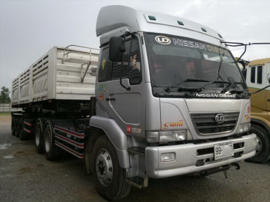 ขายรถหัวลาก 10 ล้อ 2 เพลา พร้อมหางเซมิดั้ม 3 เพลา 9 เมตน สามมิตร ปี.51 NISSAN 454H ปี.53 สวยทั้งหัวทั้งหาง สนใจโทร