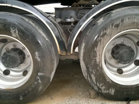 ขายรถหัวลาก 10 ล้อ 2 เพลา พร้อมหางเซมิดั้ม 3 เพลา 9 เมตน สามมิตร ปี.51 NISSAN 454H ปี.53 สวยทั้งหัวทั้งหาง สนใจโทร