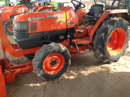 ปัญญาแทรคเตอร์มาแล้ว...จัดมาให้ครับ คูโบต้า L3408 ใบมีด(ใหม่) หลังคาใหม่คับ เล่มทะเบียนพร้อม