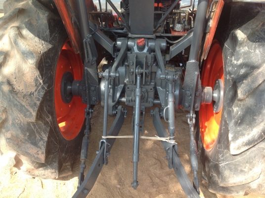 ปัญญาแทรคเตอร์มาแล้ว...จัดมาให้ครับ คูโบต้า L3408 ใบมีด(ใหม่) หลังคาใหม่คับ เล่มทะเบียนพร้อม