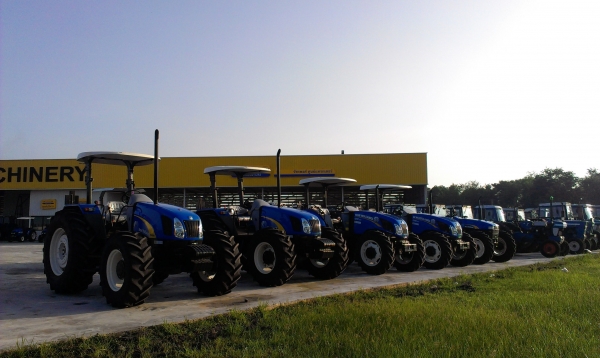 นิวฮอลแลนด์ ป้ายแดง ทุกรุ่น ดาวน์เริ่มต้น 20\% ดอกเบี้ย 0.75 บาท ผ่อนแบบรายเดือน ราย 6 เดือน หรือรายปี ได้นานถึง 5 ปี นิวฮอลแลนด์ ป้ายแดง ทุกรุ่น ดาวน์เริ่มต้น 20\% ดอกเบี้ย 0.75 บาท ผ่อนแบบรายเดือน ราย 6 เดือน หรือรายปี ได้นานถึง 5 ปี