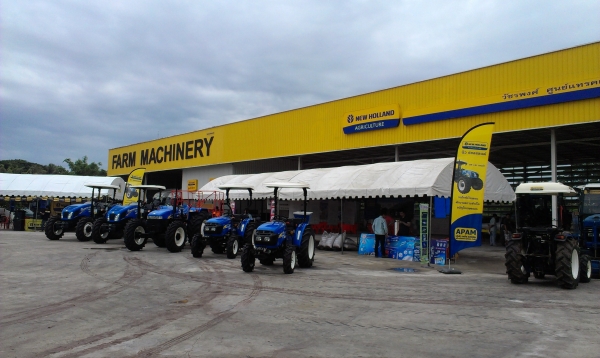 นิวฮอลแลนด์ ป้ายแดง ทุกรุ่น ดาวน์เริ่มต้น 20\% ดอกเบี้ย 0.75 บาท ผ่อนแบบรายเดือน ราย 6 เดือน หรือรายปี ได้นานถึง 5 ปี นิวฮอลแลนด์ ป้ายแดง ทุกรุ่น ดาวน์เริ่มต้น 20\% ดอกเบี้ย 0.75 บาท ผ่อนแบบรายเดือน ราย 6 เดือน หรือรายปี ได้นานถึง 5 ปี