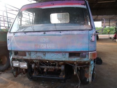 ขายรถหกล้อ ISUZU NKR เครื่อง 110 แรง 320,000 บาท ต่อรองได้นิดหน่อย ขายรถหกล้อ ISUZU NKR เครื่อง 110 แรง 320,000 บาท ต่อรองได้นิดหน่อย