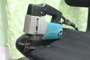 เลื่อยจิ๊กซอร์ยี่ห้อmakita รุ่น4300BA รุ่นยอดนิยมสภาพดีพร้อมใช้ครับ