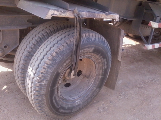 ขายลูกพ่วงดั๊มกระบะสามมิตร