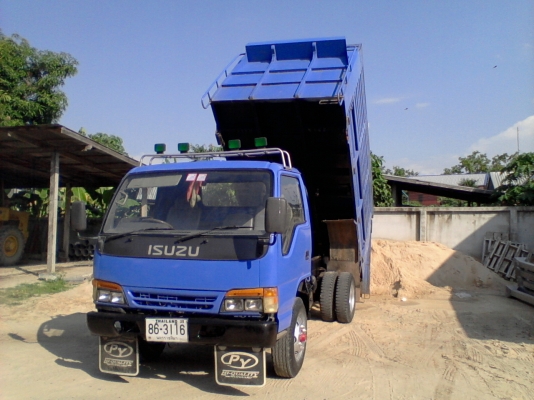 ขายด่วนๆๆๆๆ NPR 135 hp ราคาต่อรองได้ครับ